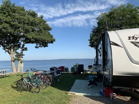 Hitch And Go RV LLC in Somers, CT