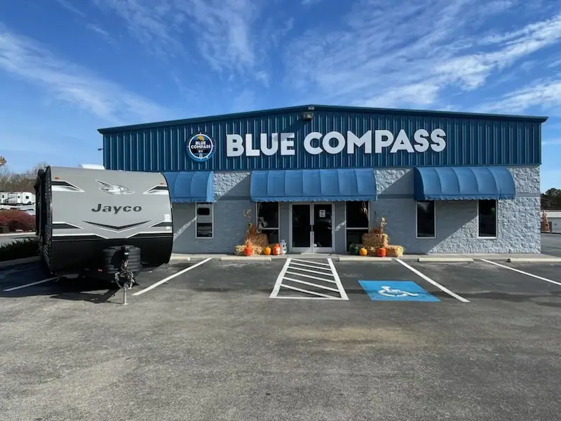 Blue Compass RV Knoxville, RV repair in Louisville