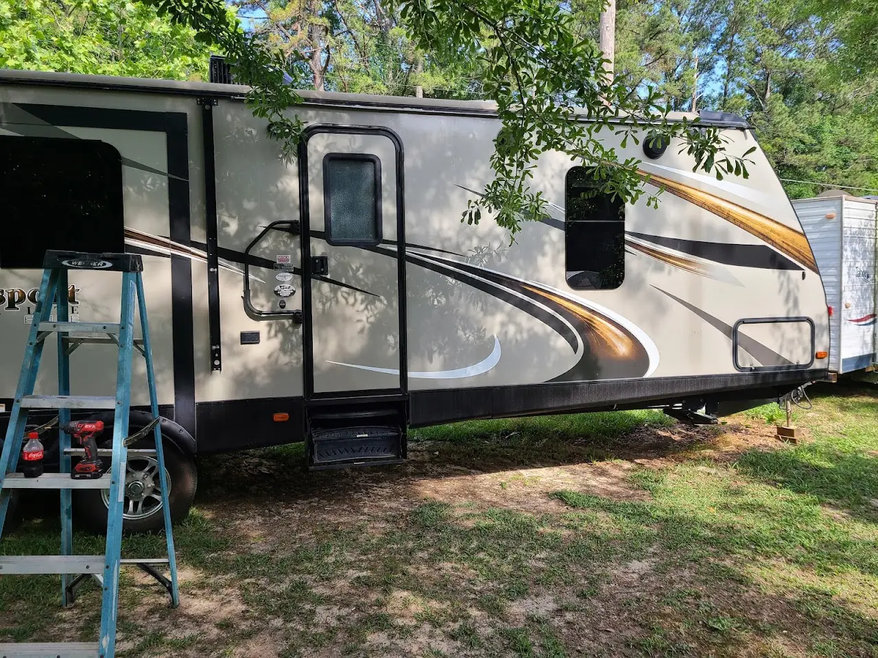 Backwoods RV of Philadelphia, RV repair in Union