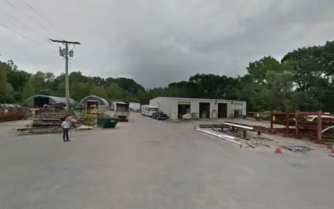Baileys Truck & RV photo 2