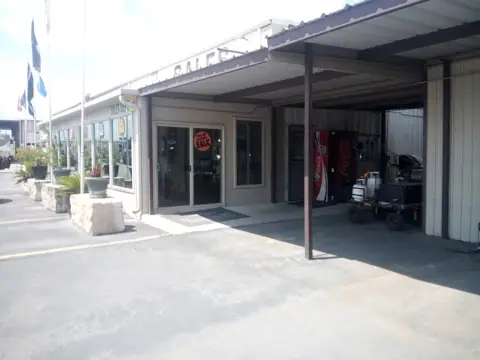 Crestview RV Superstore in Selma, TX