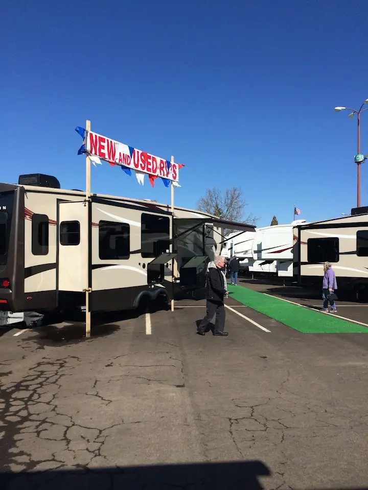 RV Outlet, RV repair in Eugene