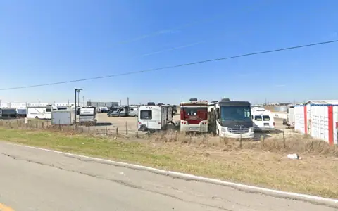 Austin RV Offgrid photo 2