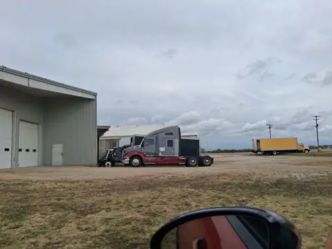 Eli Truck & Trailer Repair photo 3