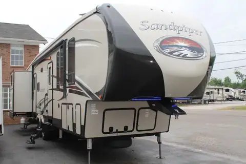 Camper Kingdom photo 2