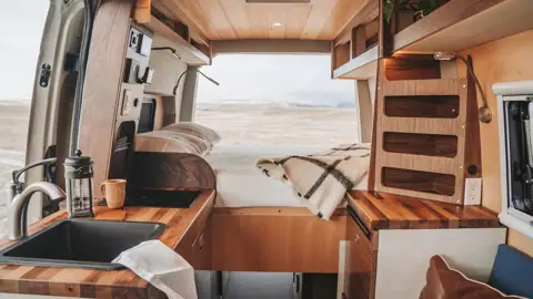 Tierra Traveler - Camper Van Rentals in Montana photo 2