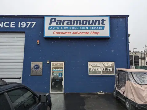 Paramount Auto Body & RV Center photo 2