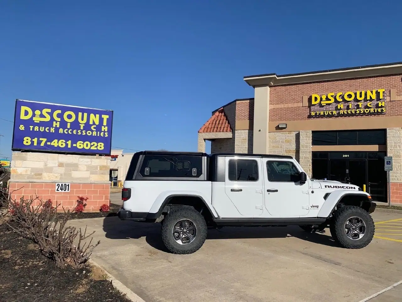 Discount Hitch & Truck Accessories, RV repair in Arlington