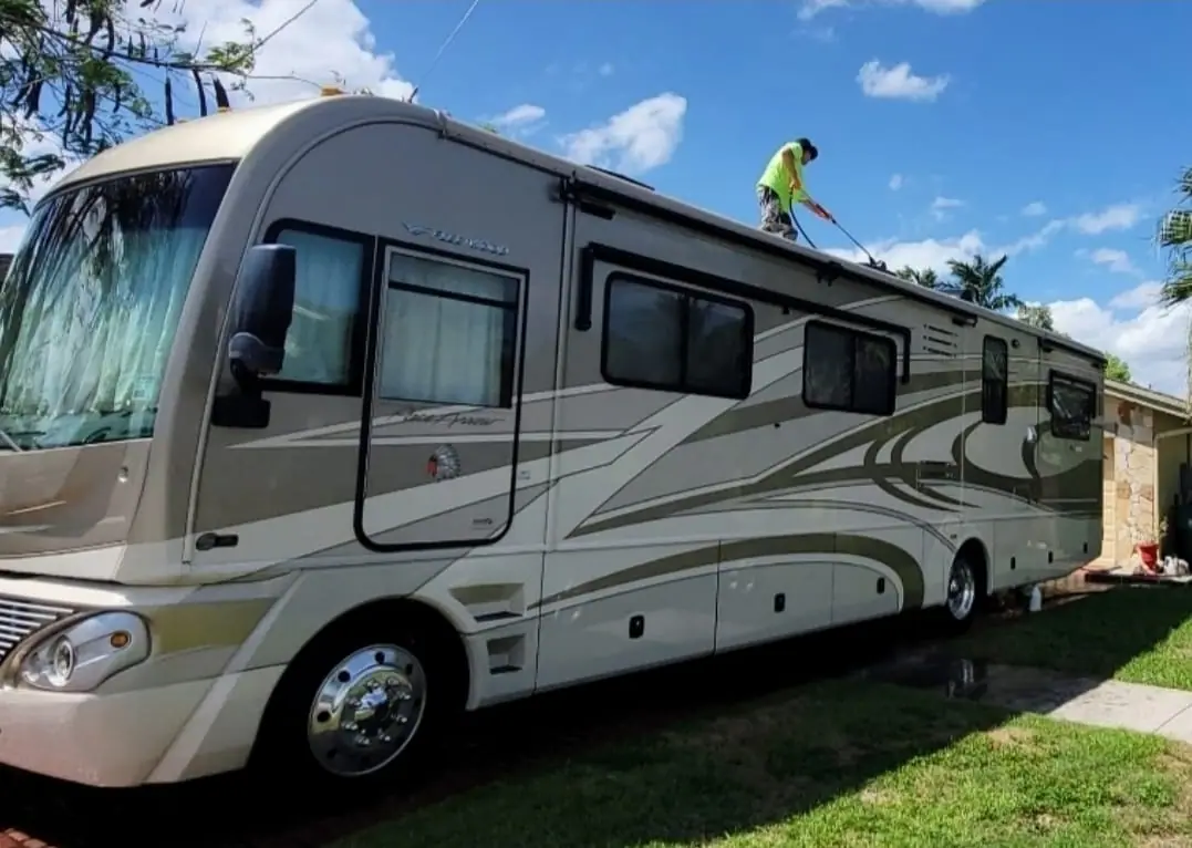 BBMotorhomes LLC, RV repair in Miami