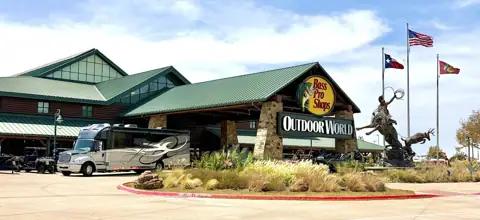 Texas RV Outlet in Willow Park, TX