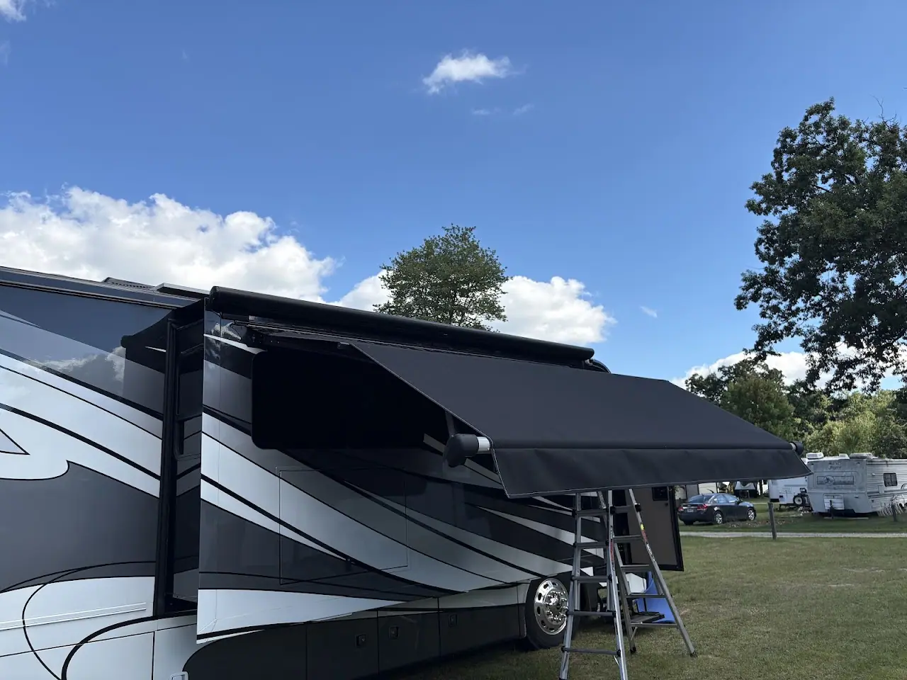 Meg's RV Repair, RV repair in Cadillac
