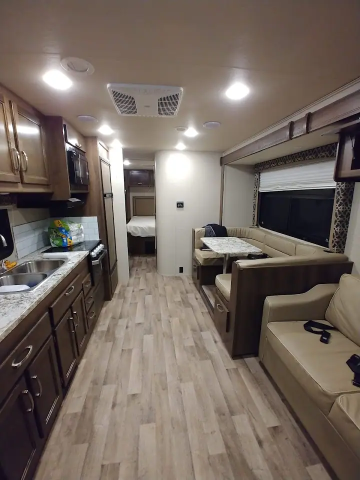 Interstate RV Sales & Service Inc., RV repair in Poynette