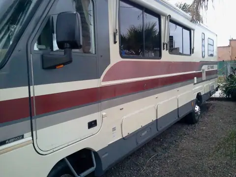 Tommy's Custom Coach Works photo 3