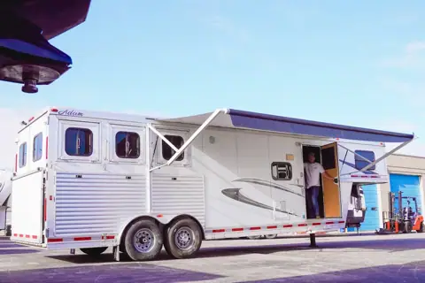 Shoreline Boat & RV Repair photo 2