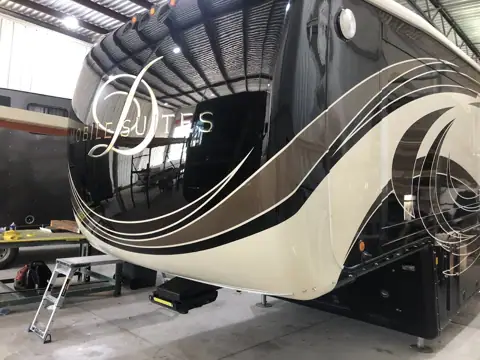 APR RV Body Paint Lifetime Roofing RV Repair photo 3