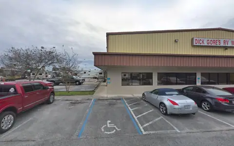 Campers Inn RV of Jacksonville North RV Repair Center photo 2