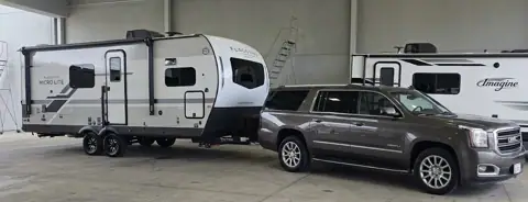 Blue Compass RV Austin photo 3