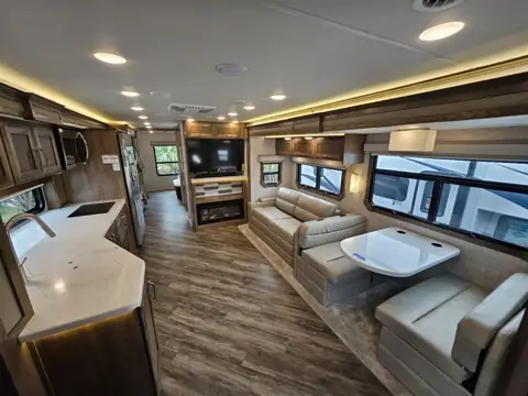 Blue Compass RV Orlando photo 3