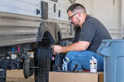 Total Trailer photo 3