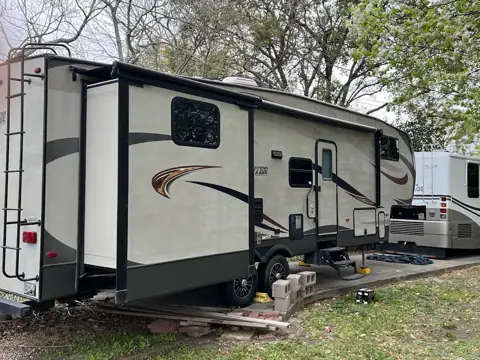 CR RV Service in Friendswood, TX