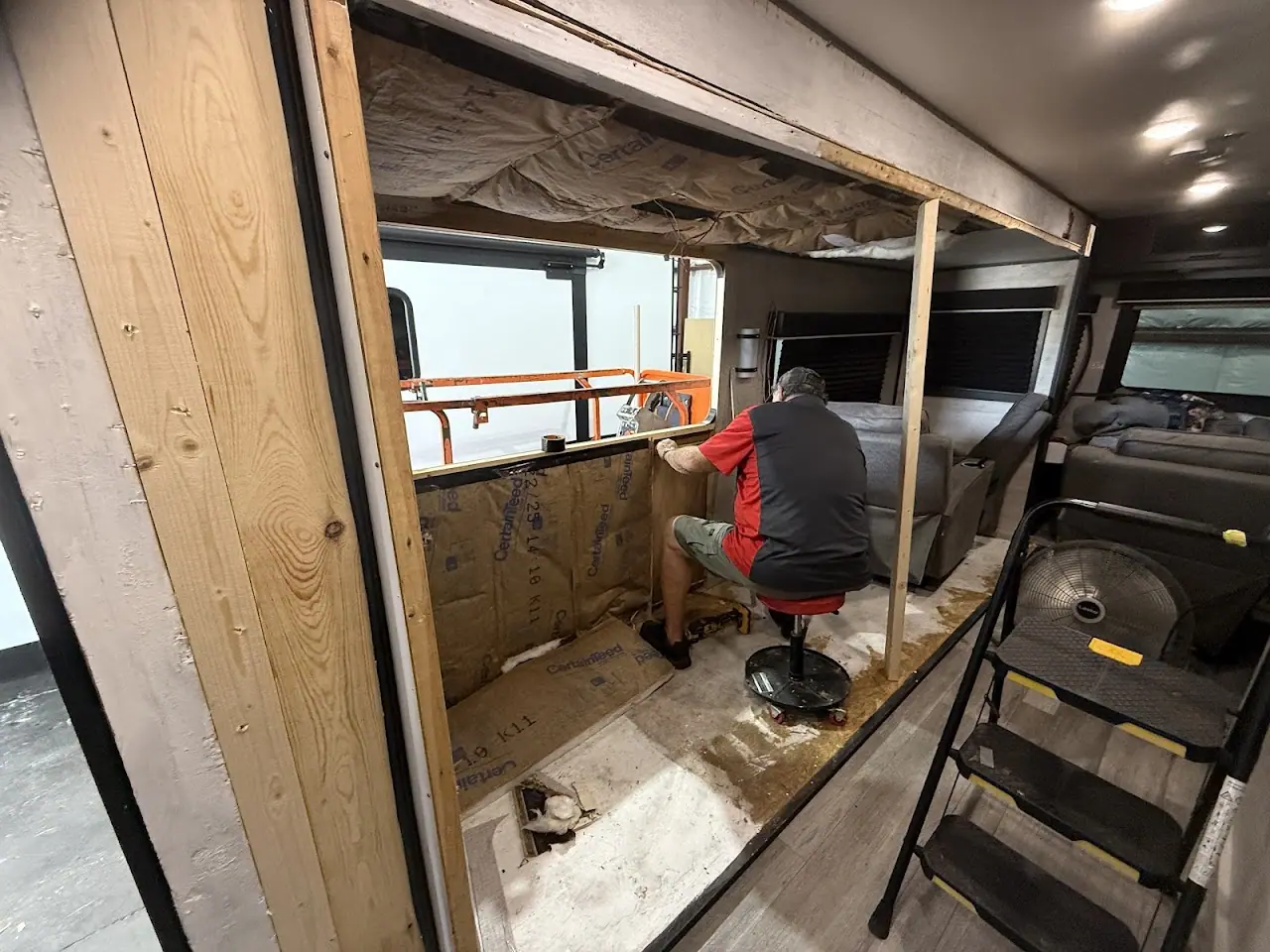 Rv Roof Maintenance & repair, RV repair in Sebastian