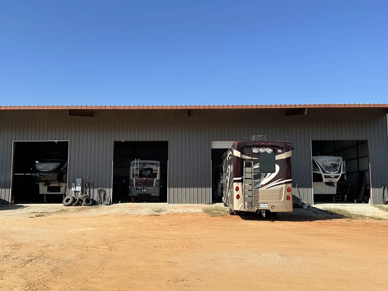 Mike's RV Services, RV repair in Decatur