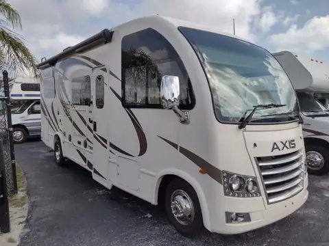 Copley's RV photo 3