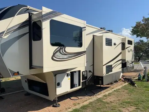 Leidbak RV Inspections photo 3