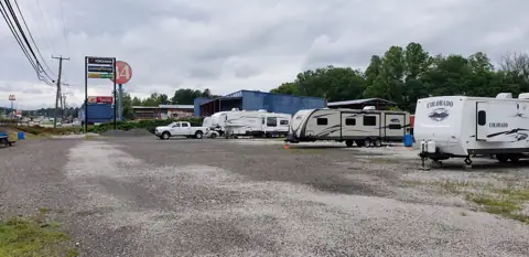 Mohr's roadside rv park photo 3