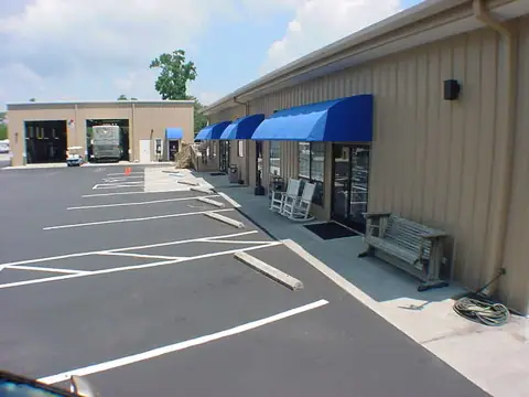 Howard RV Center - Service Dept. photo 2