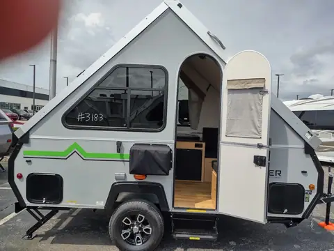 Mark Wahlberg Airstream & RV photo 3