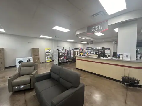 McClain's Longhorn RV Service & Parts photo 3