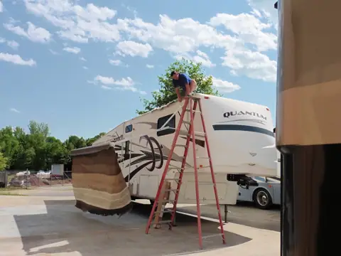 R V & Camper Repair, Roof Repair, Refrigeration, Inc. photo 2
