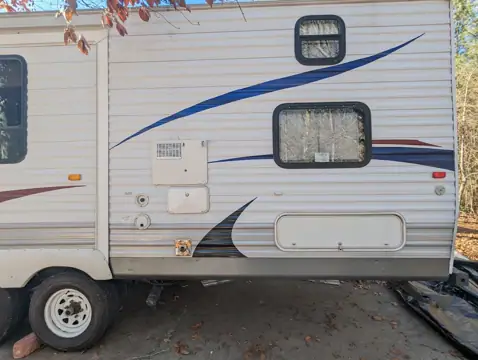 Good Vibrations RV photo 3