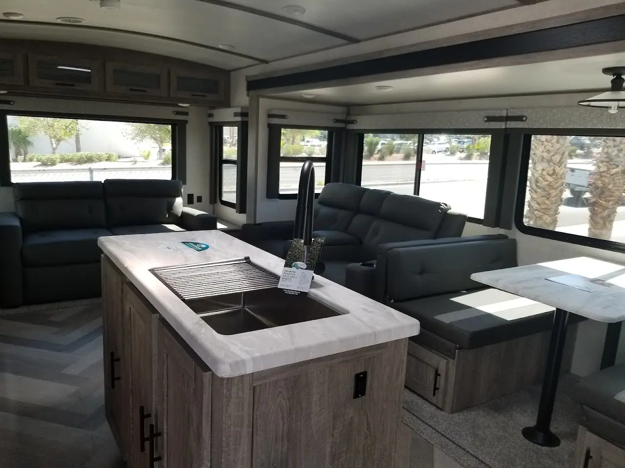 RV Country (Laughlin), RV repair in Laughlin