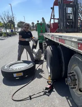 Bestrux Mobile Truck & Trailer Road Service photo 3