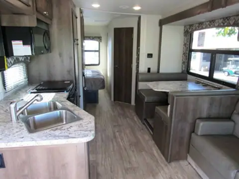 Hilltop Camper and RV in Oronoco, MN