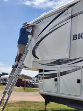 FIXMYRVGUY photo 2