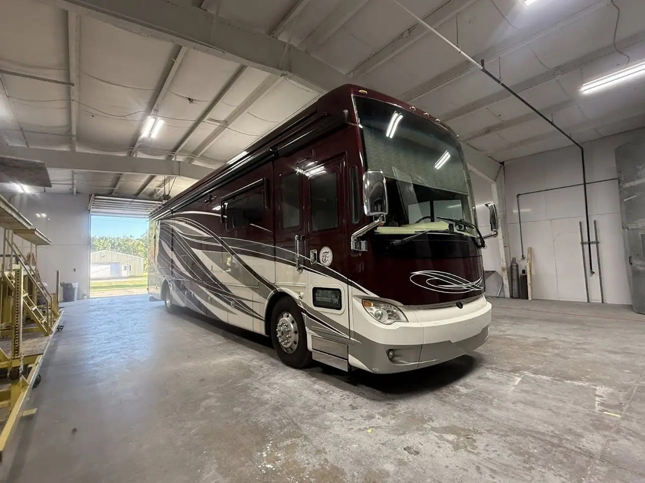Midwest Custom Painting and Service Center, RV repair in Elkhart
