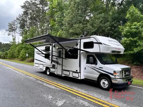 Lightnin RV Rentals and Sales photo 3