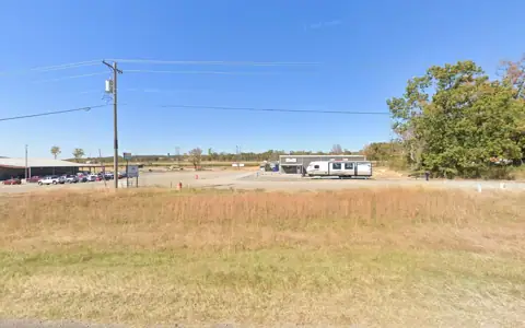 Riverbend Auto Sales & RV Repair photo 2