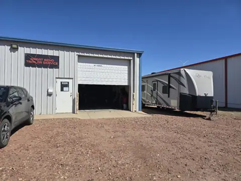 Great Bend Trailer Service photo 2