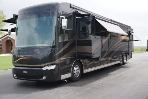 Elite Repair and Remodel Class A Motor Coach photo 3