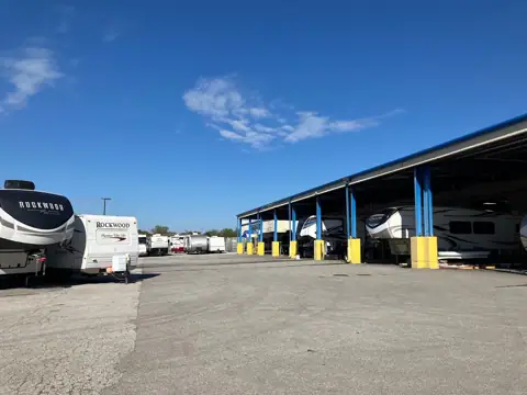 Camping World RV Service - Wentzville photo 3