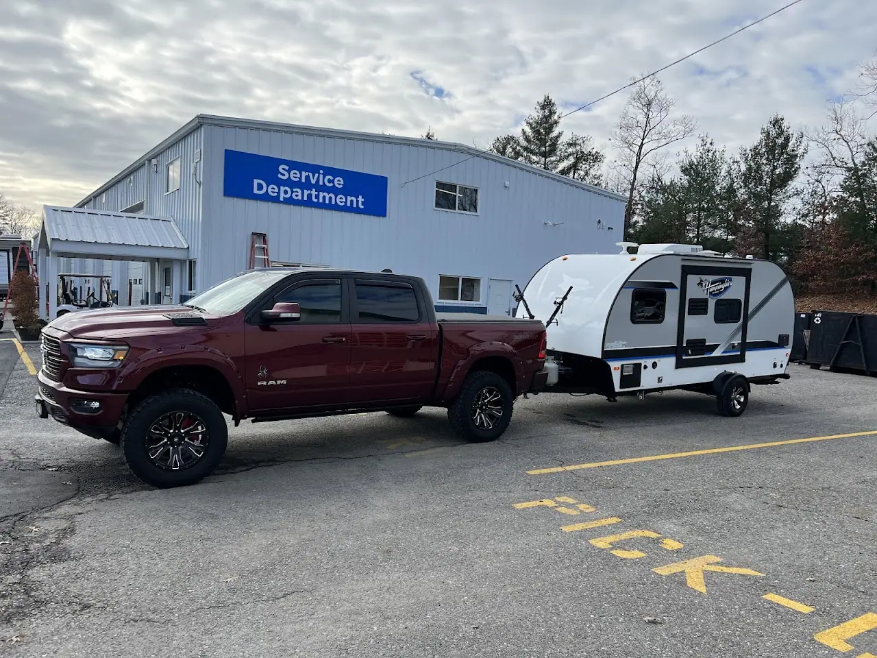 Camping World - Uxbridge, RV repair in Uxbridge