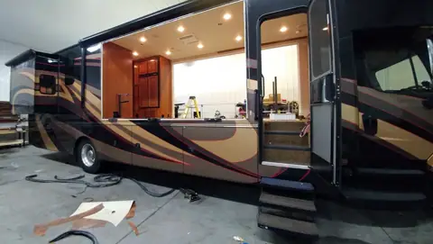 TriStar RV Service, LLC in Shipshewana, IN