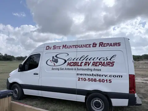 Southwest Mobile RV Repairs in Floresville, TX