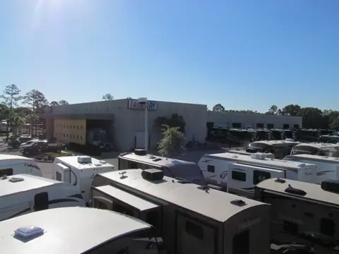 La Mesa | RecVan – Fort Myers RV & Motorhome Service in Fort Myers, FL