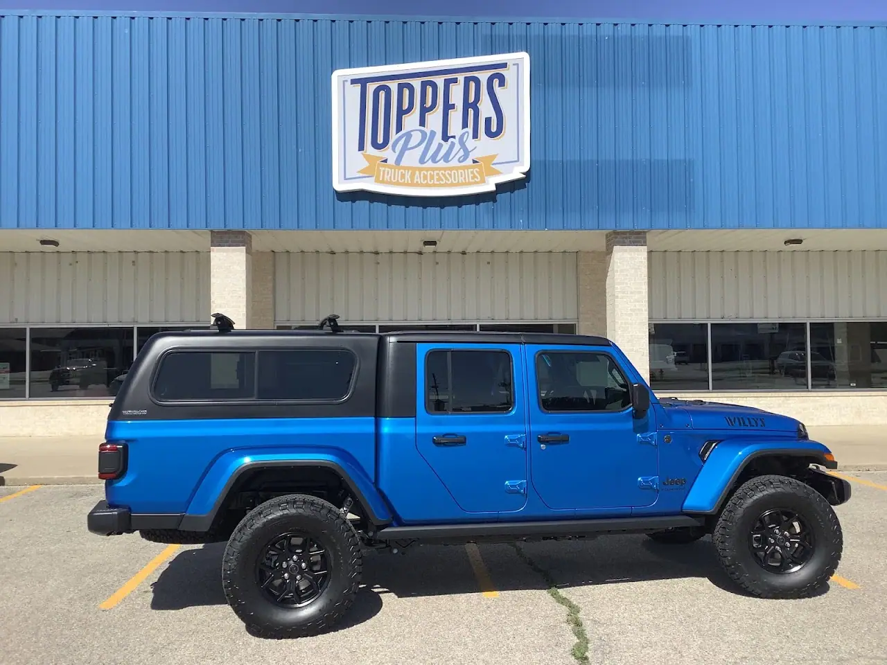 Toppers Plus, RV repair in Wichita