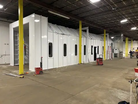 Noller Commercial Body & Paint in Topeka, KS